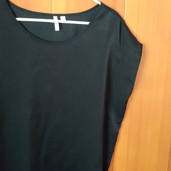 Frenchi Dolman Satin Blouse - Picture 2 of 6